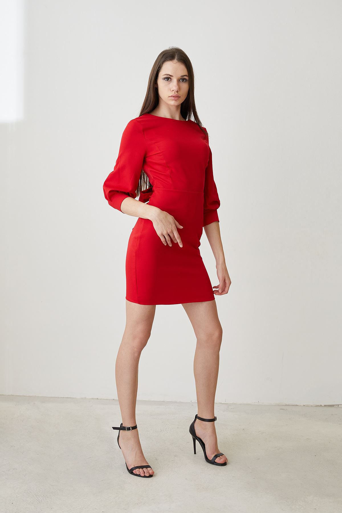 V Yaka Bağlamalı Elbise-Kırmızı