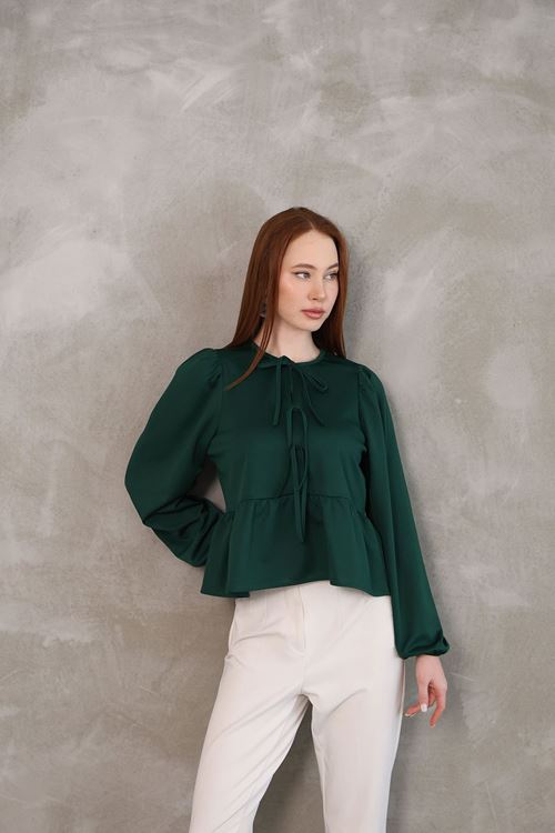 Yaka Biye Etek Büzgülü Tunik-Siyah