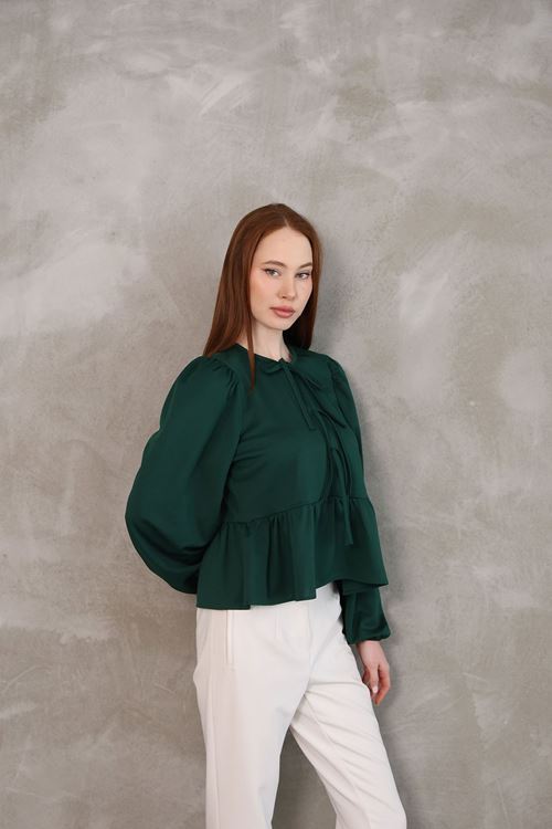 Yaka Biye Etek Büzgülü Tunik-Siyah