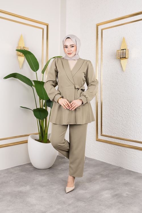 Kuşak Detay Ceketli Takım-Haki