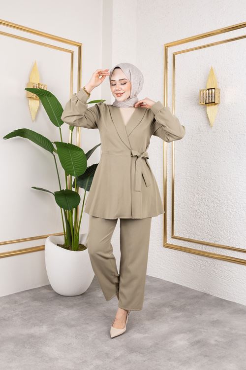 Kuşak Detay Ceketli Takım-Haki