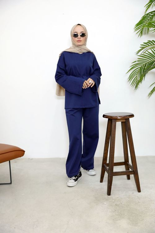 Yırtmaçlı İki İplik Pantolonlu Takım-Lacivert