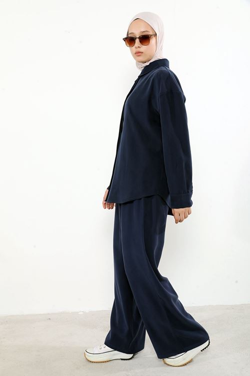 Arka Fermuar Detay Pantolonlu Takım-Lacivert