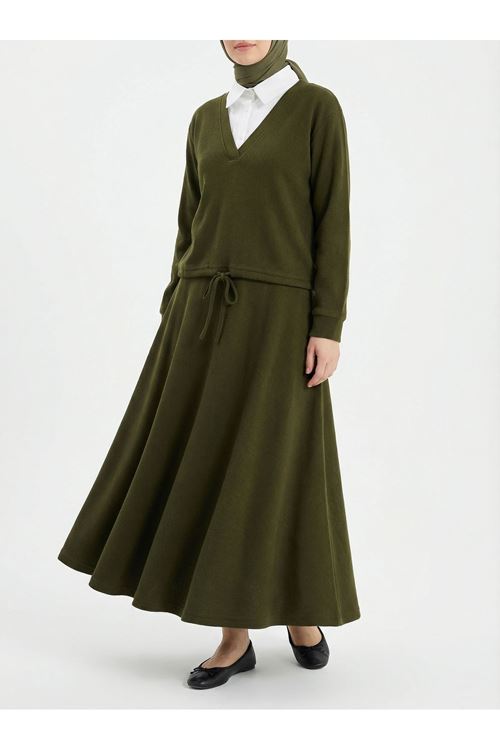 Beyaz Yaka Detaylı Örme Triko Takım-Haki