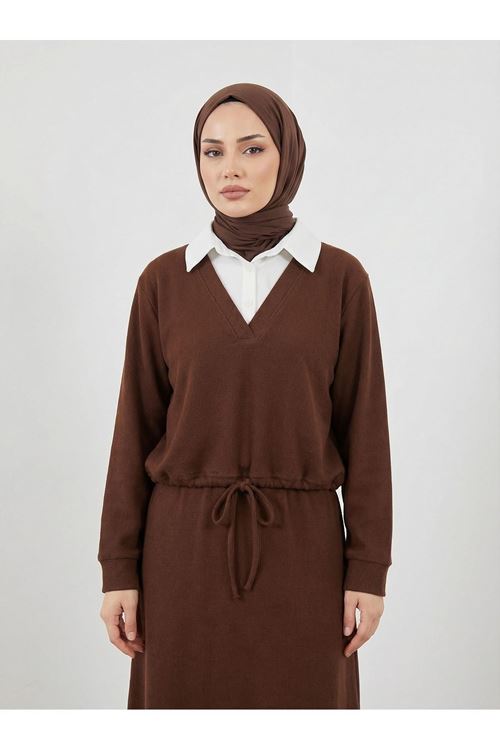 Beyaz Yaka Detaylı Örme Triko Takım-Kahve