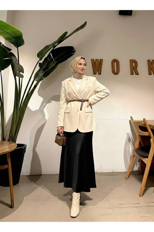 Fermuar Detay Saten Etek-Siyah