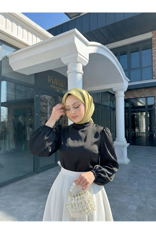 Kadın Siyah  Arka Fermuar Detay Saten Tsettür Bluz Tunik 