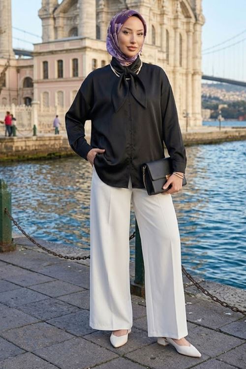 Yaka Detay Saten Tunik-Siyah