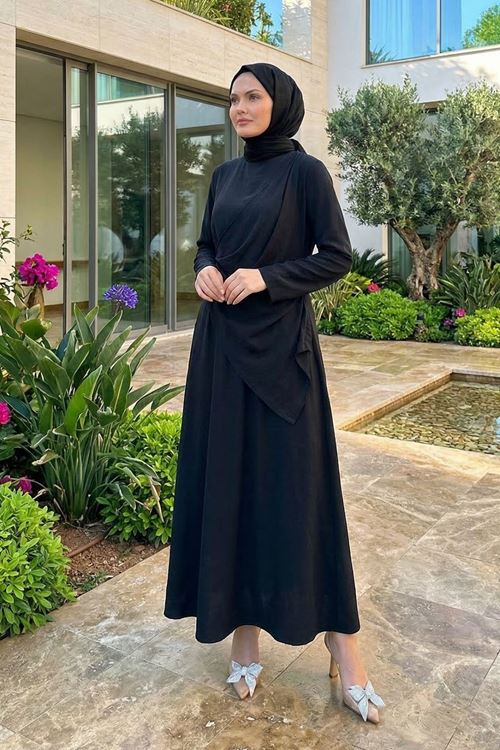 Aller Yandan Aksesuarlı Elbise-Siyah