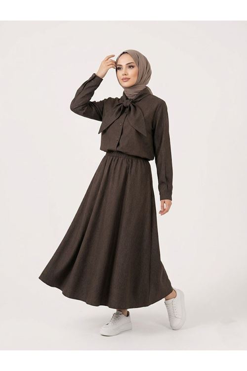 Kadın Kahverengi Yaka Fiyonk Bağlama Detaylı Etekli Gömlek Tunik Tesettür İkili Takım