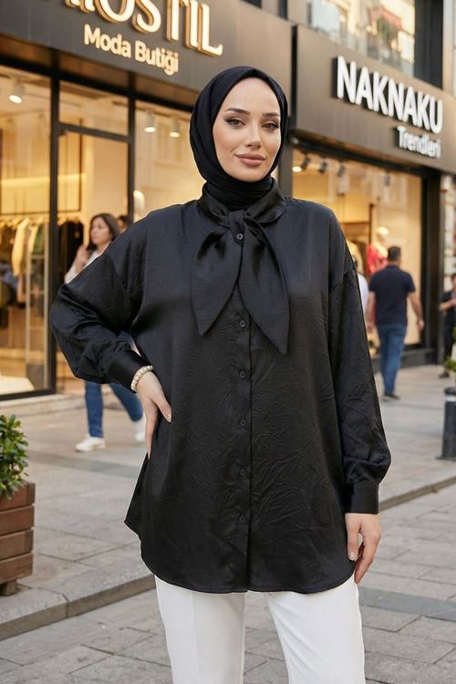 Yaka Detay Saten Tunik-Siyah