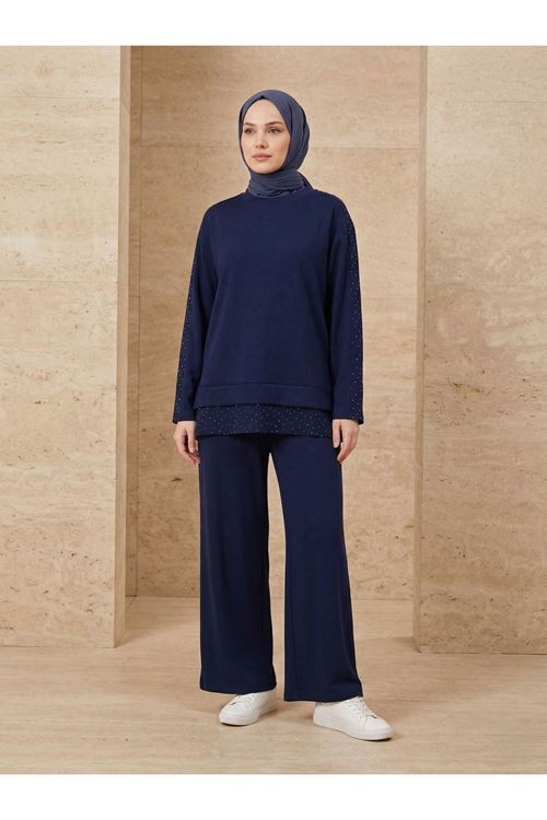 Taş Garnili Pantolonlu Takım-Lacivert