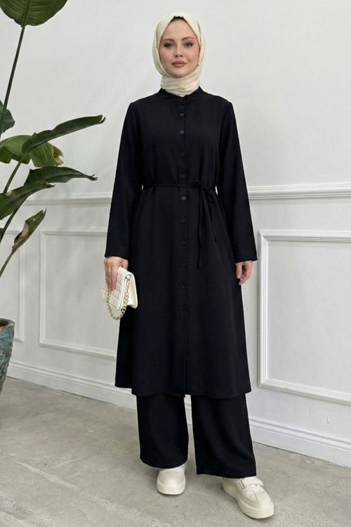 Kadın Siyah Hakim Yaka Kuşaklı Uzun Boydan Düğmeli Rahat Kalıp Tesettür Tunik Pantolon Takım