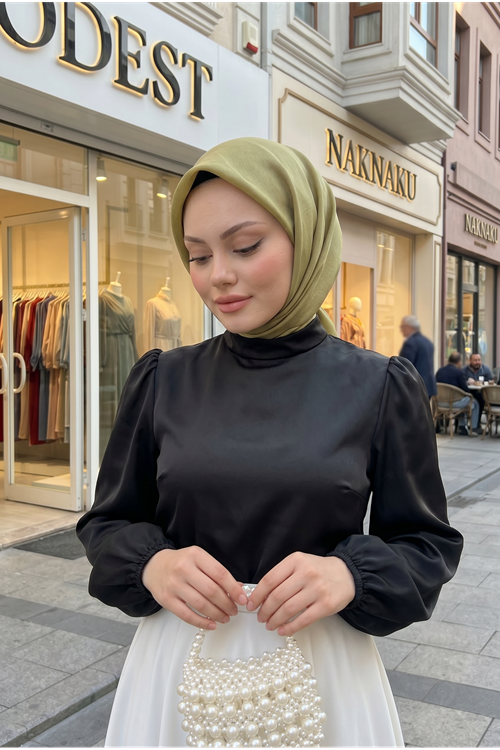 Kadın Siyah  Arka Fermuar Detay Saten Tsettür Bluz Tunik 