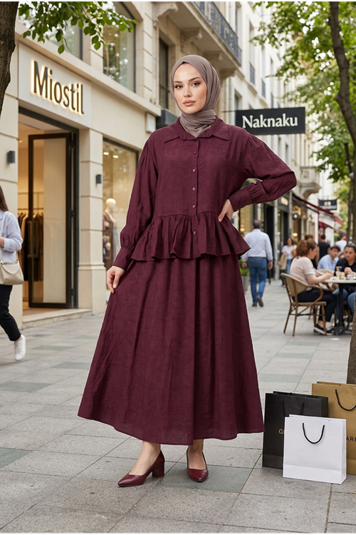 Kadın Kumaşı Kendinden Desenli Gömlek Yaka Tunik Büzgülü Etekli Takım Bordo