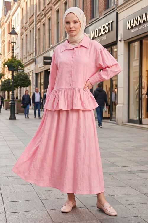Kadın Pembe Kumaşı Kendinden Desenli Gömlek Yaka Tunik Büzgülü Etekli Takım