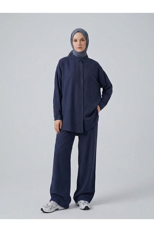 Arka Roba Detay Pantolonlu Takım-Lacivert