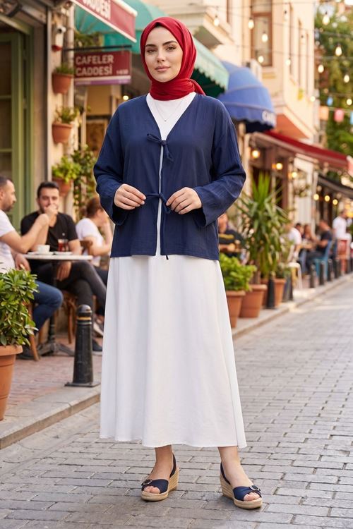 Kadın Lacivert Ön Bağlamalı Yeni Sezon Günlük Rahat Kalıp Trend İnce Çilek Kumaş  Tesettür Kimono Tunik