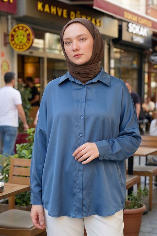 Kadın Petrol Mavisi  Saten Kumaş Yazlık Trend Tesettür Gömlek Tunik 