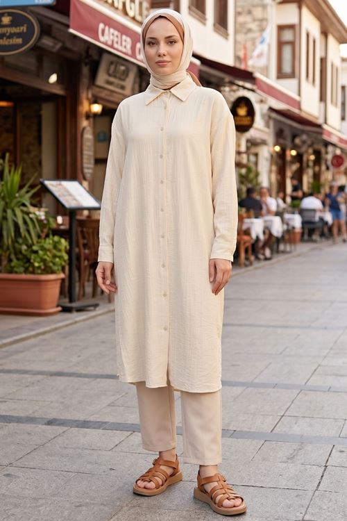 Kadın Gömlek Yaka Arka A Pile Çilek Kumaş Yazlık Efil Efil Trend 110 CM Bej Tesettür Uzun Tunik 