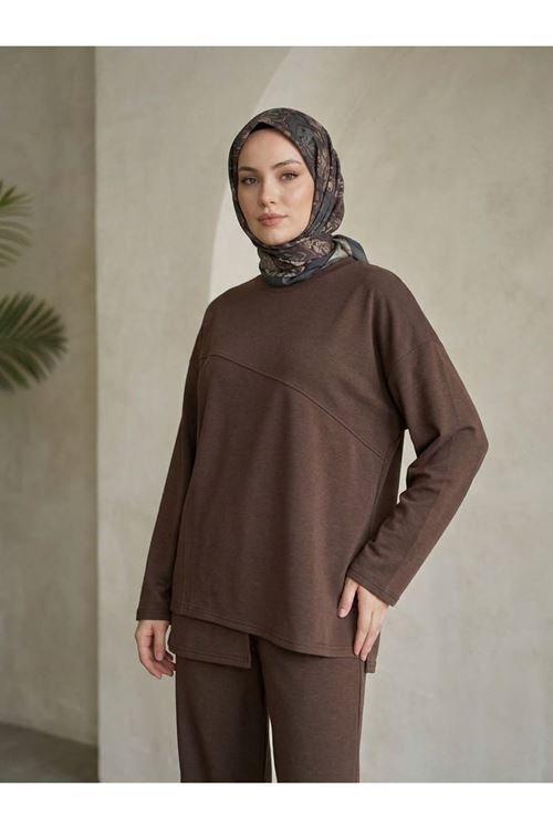 Kadın Ön Asimetrik Detaylı Tunik Pantolonlu Tesettür Takım Kahve