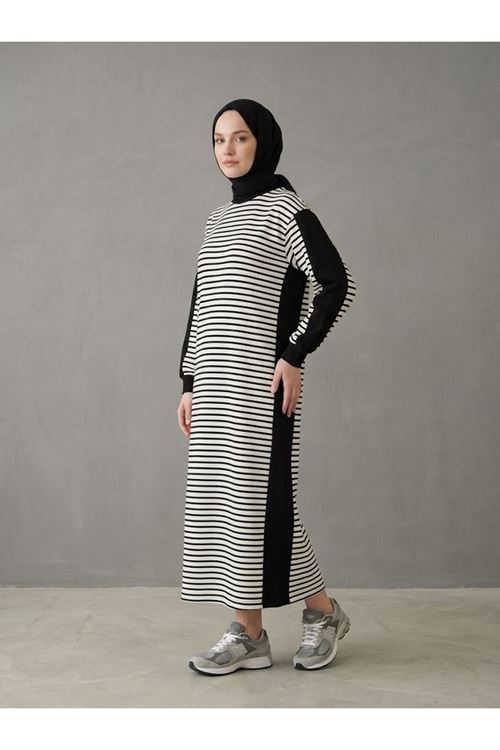 Çizgili Garnili Elbise-Siyah