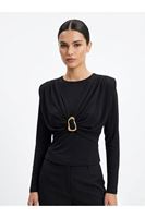 Omuz Büzgülü Toka Detay Bluz-Siyah