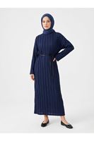 Pilise Dokulu Kemer Detay Elbise-Lacivert